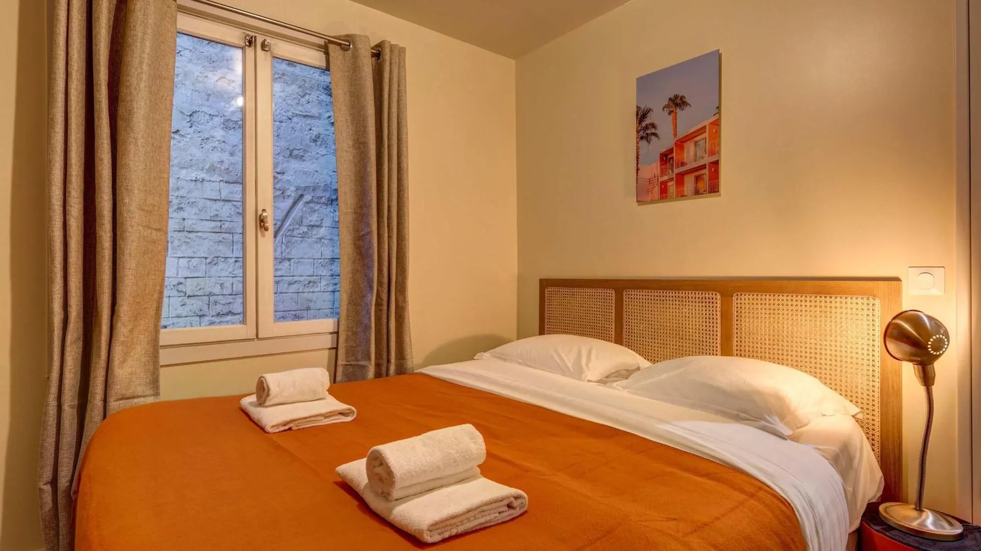 Le Marais - Les Halles Colorful & Modern 3bd